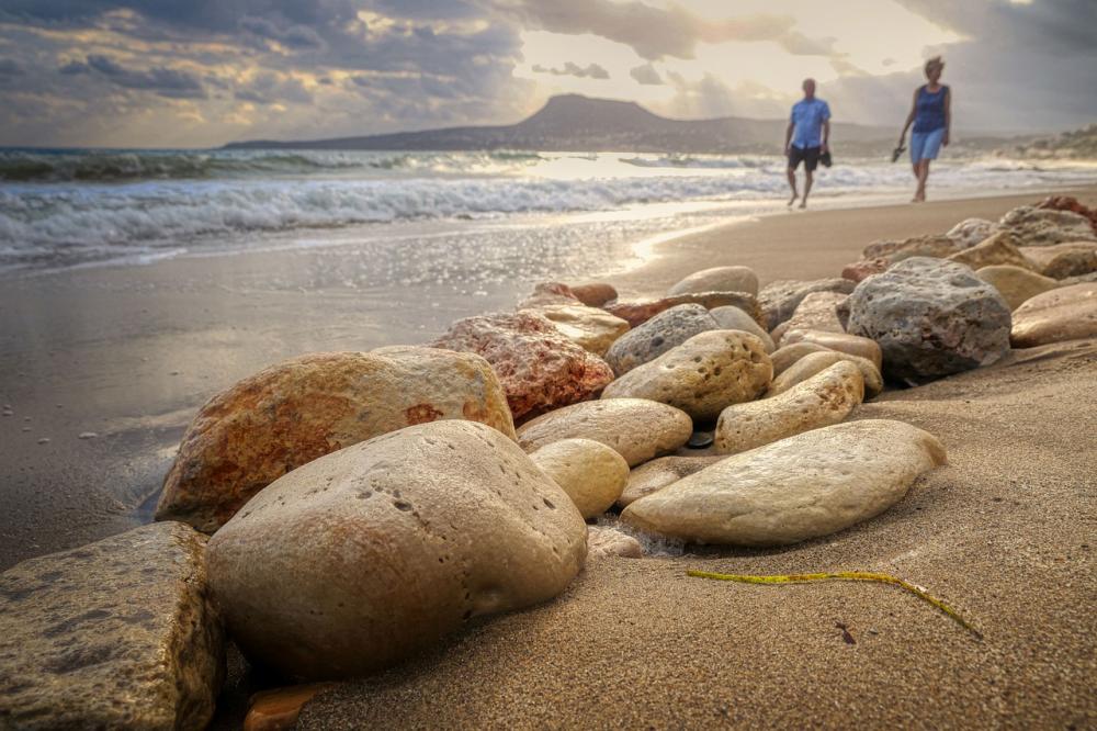 couple on crete beach